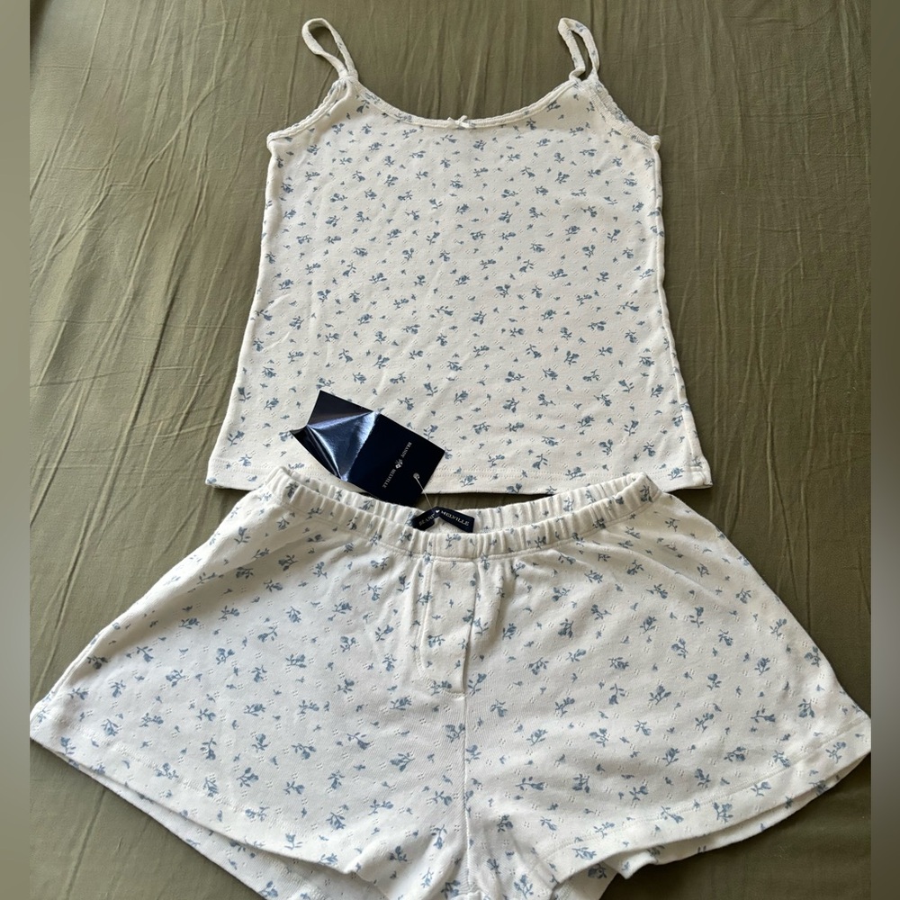 Brandy Melville Florar Set🤍